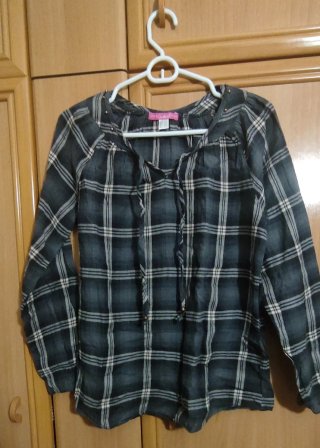 Blusa de cuadros manga larga