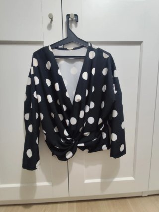Blusa de lunares
