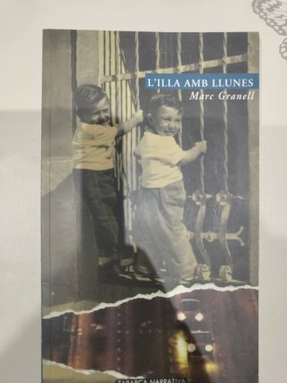 L'illa amb llunes
