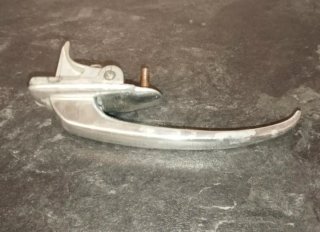 Maneta Puerta Derecha Seat 600