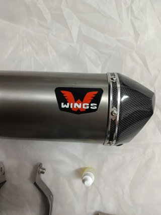 Escape Wings para KTM 690 y Husqvarna