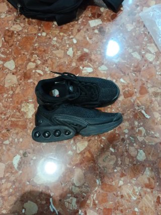 Zapatillas Nike Air Max Dn Negras talla niño