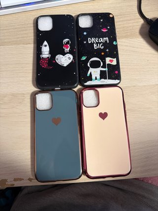 Confezione da 4 custodie per iPhone 11