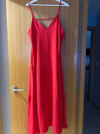 Vestido Largo Rojo de Tirantes zara