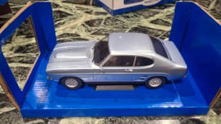 Ford capry MKI 1973 escala 1/18