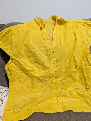 Blusa Amarilla de Mujer