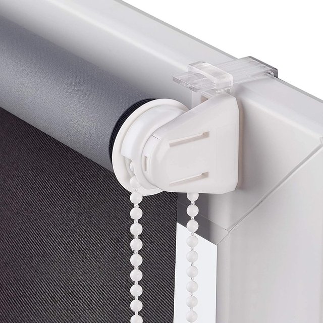 Estor Enrollable Opaco Amazon Basics 56x150cm