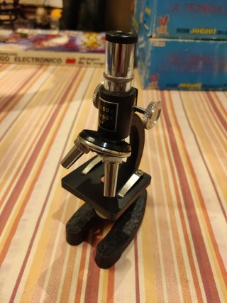 Microscopio 150x, 450x y 750x