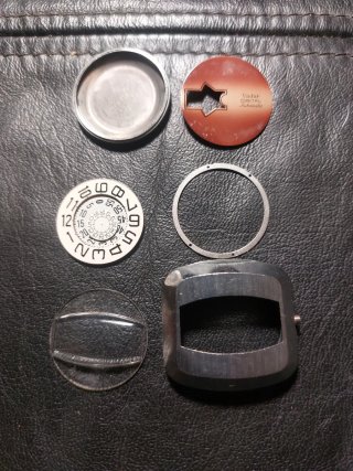 Estuche y piezas para reloj Vadur Digital