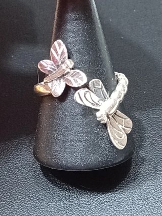 Anillo de Plata de Ley con Mariposa y libélula