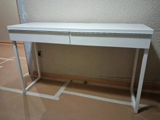 Escritorio / Mueble Consola Blanco con 2 Cajones.