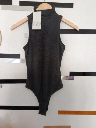 Body Zara grigio scuro