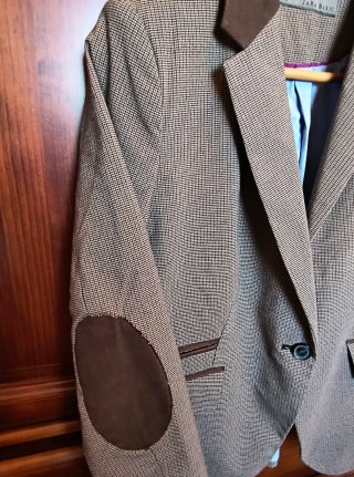 Chaqueta Zara con coderas