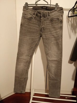 Pantalón vaquero gris Jack & Jones