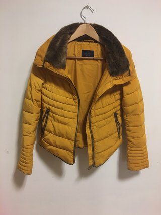 Chaqueta acolchada corta Zara