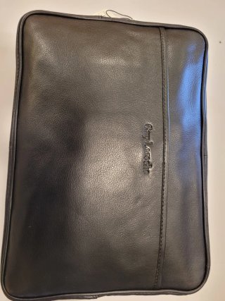 Cartera de Piel Guy Laroche Negra
