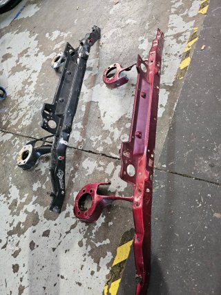 Soporte de focos y radiador BMW E36