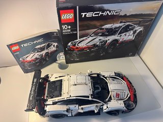 LEGO Technic 42096 Porsche 911 RSR