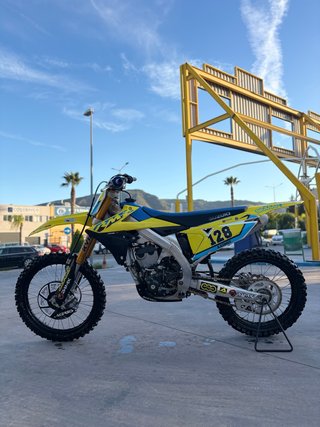 Suzuki RMZ250 2023 Motocross