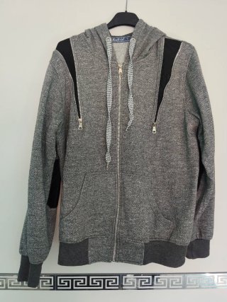 Sudadera con cremallera gris
