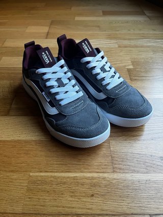 Vans Range EXP gris T39 nuevas con caja