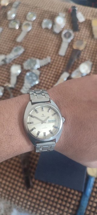 Reloj Yema Automático Plateado