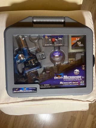 Set de Microscopio Deluxe 62 Piezas