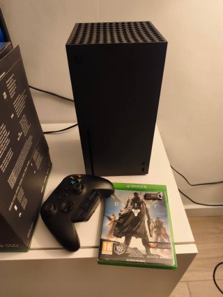 Xbox Series X Nero + Controller + USB 64Gb