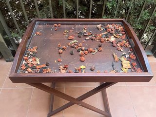 Mesa decorativa de madera