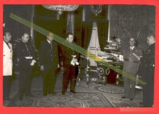 Antigua fotografía Francisco Franco en su despacho