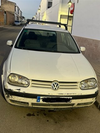Volkswagen Golf 2004