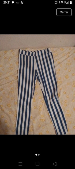Leggins de Rayas Azules y Blancas
