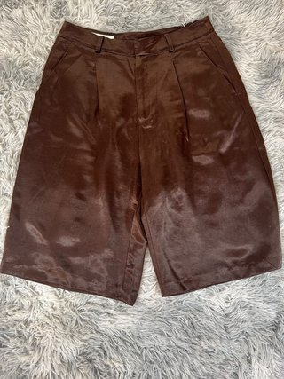 STRADIVARIUS Bermudas Satén Marrón Bermudas