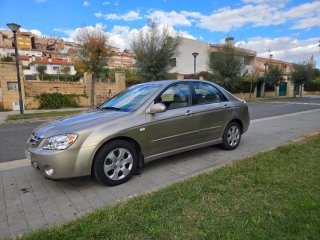 KIA Cerato 2004