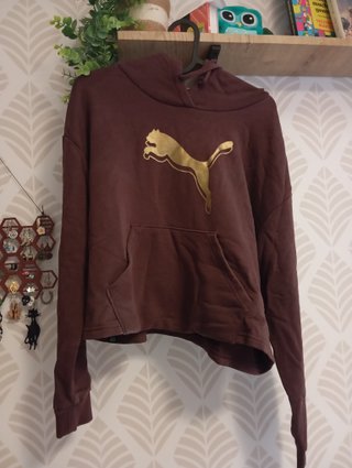 Sudadera Puma burdeos con Logo Dorado