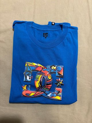 Camiseta DC Azul Estilo Surfer