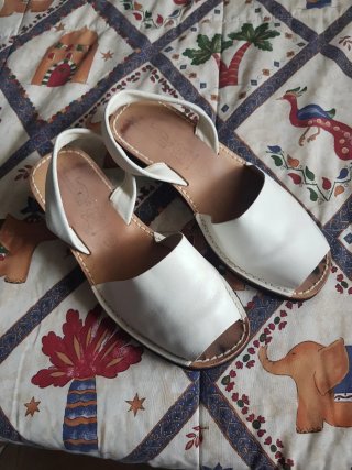 Sandalias planas Blancas Talla 39