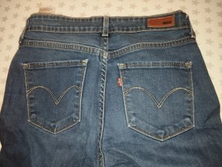 Vaqueros Levi's Azules