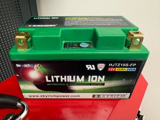 Batería de Litio SKYRICH HJTZ10S-FP Tenere
