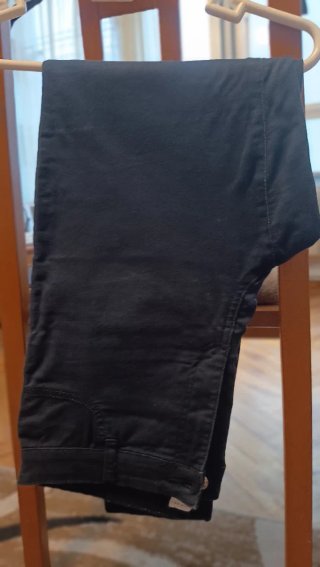 Pantalón vaquero azul oscuro de mujer