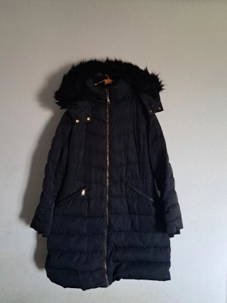 Abrigo largo acolchado negro Zara