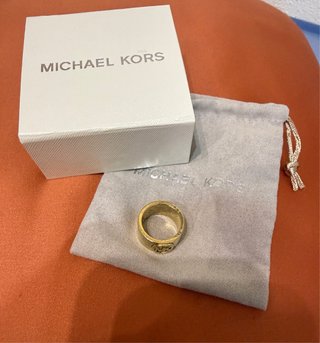 Anillo Michael Kors Dorado