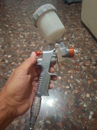 Pistola de Pintura Sagola con Regulador
