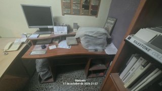 Mesa de escritorio de madera