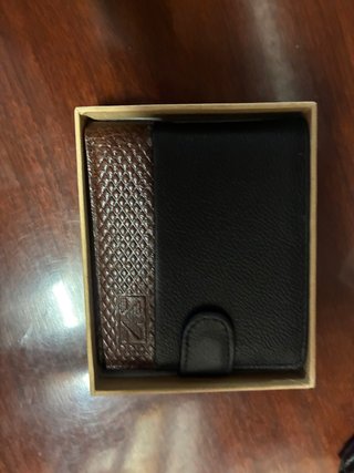 Cartera de piel bicolor