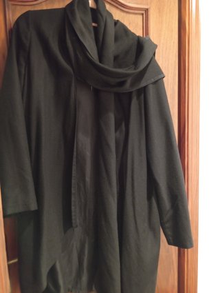 Chaqueta Negra Estilo Capa