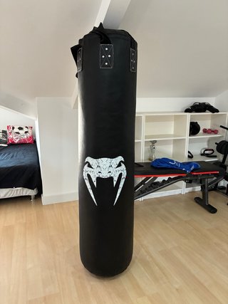 Saco de Boxeo VENUM 130cm
