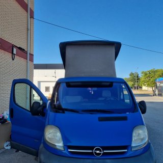 Opel Vivaro 2005
