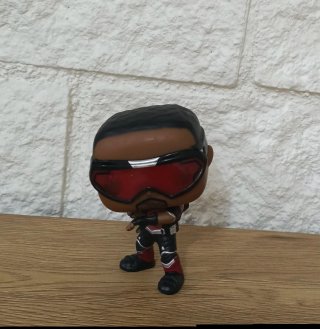 Funko Pop Falcon #812 Marvel