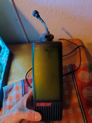 Filtro y aireador Eheim para pecera